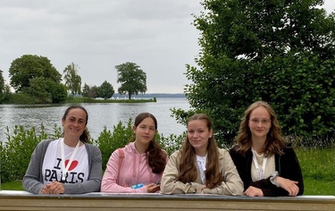Titelbild: Liborius-Gymnasium gewinnt ersten Preis beim Bundeswettbewerb Fremdsprachen