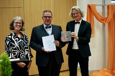 Titelbild: Liborius-Gymnasium erhält das Qualitätssiegel der GKSI